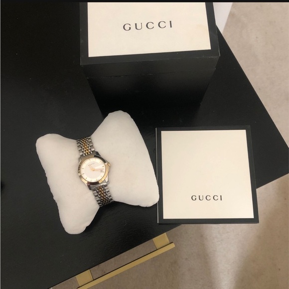 Gucci Watch - Picture 3 of 4